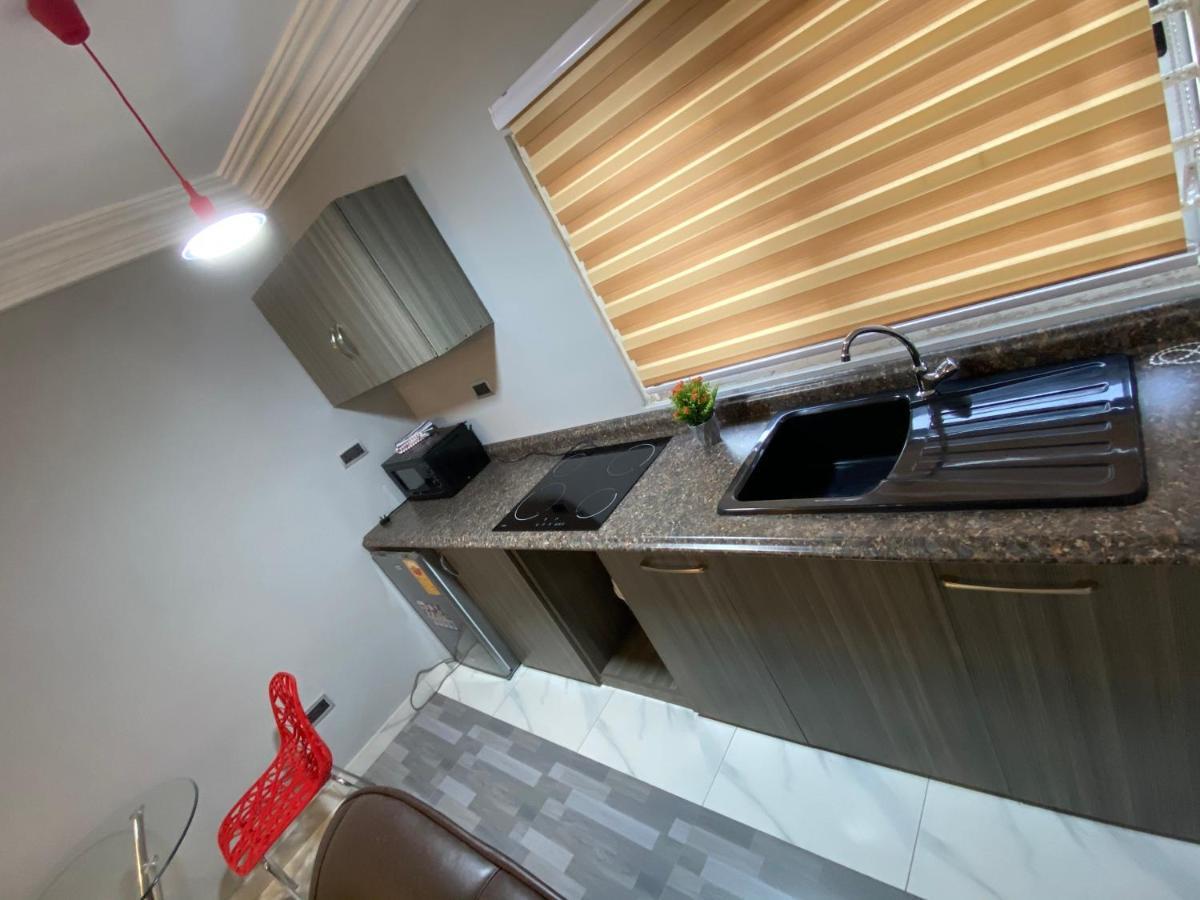 Bonsukoda Lodge Madina 外观 照片
