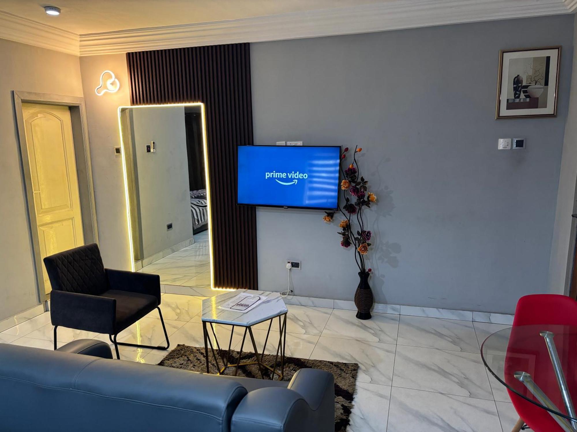 Bonsukoda Lodge Madina 外观 照片